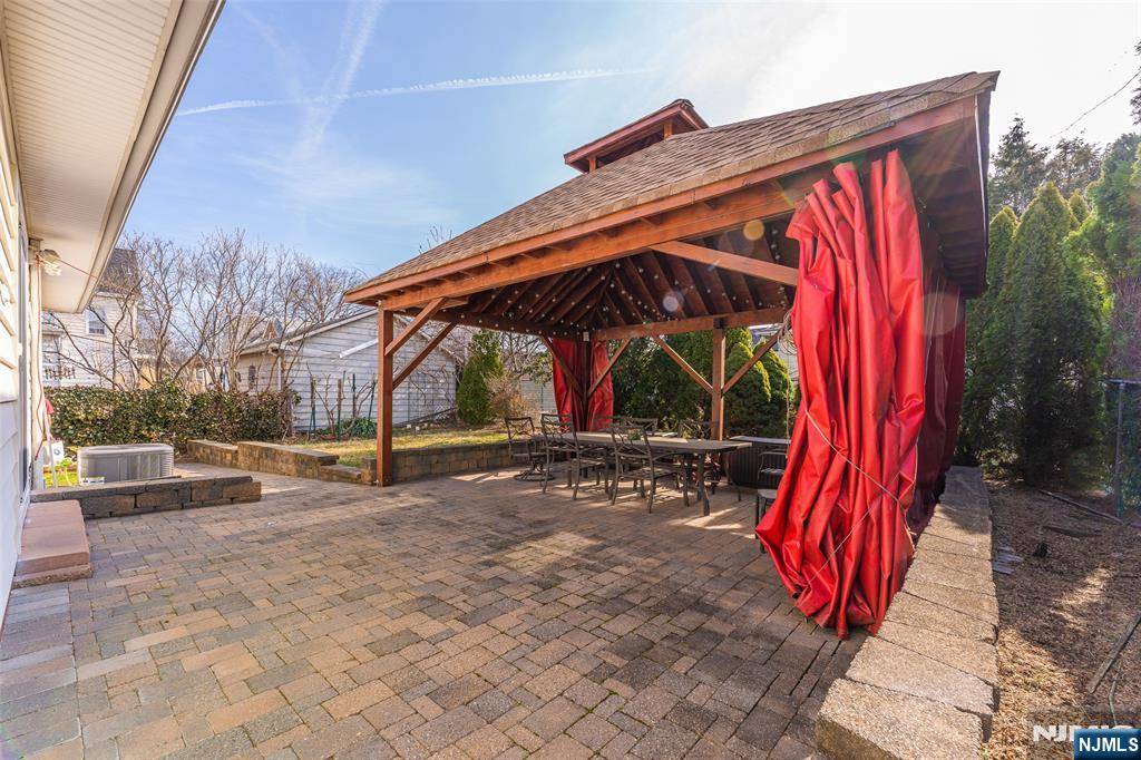 Kearny, NJ 07032,10 Pleasant PL