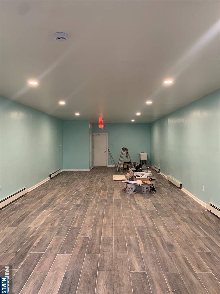Newark, NJ 07112,378-384 Chancellor AVE #382
