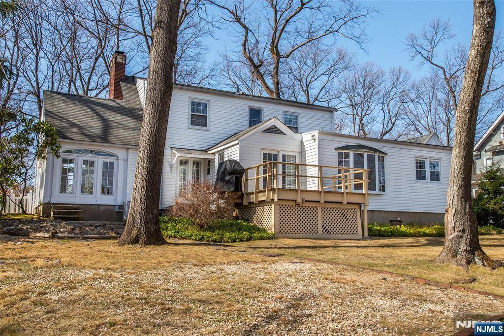 Verona, NJ 07044,25 Mountain RD