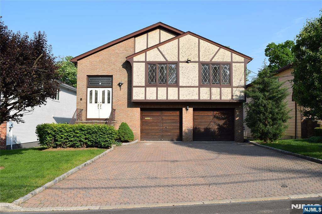Englewood Cliffs, NJ 07632,24 7th ST