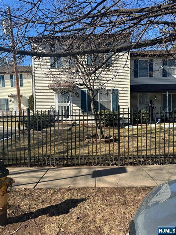 Newark, NJ 07103,341 Fairmount AVE