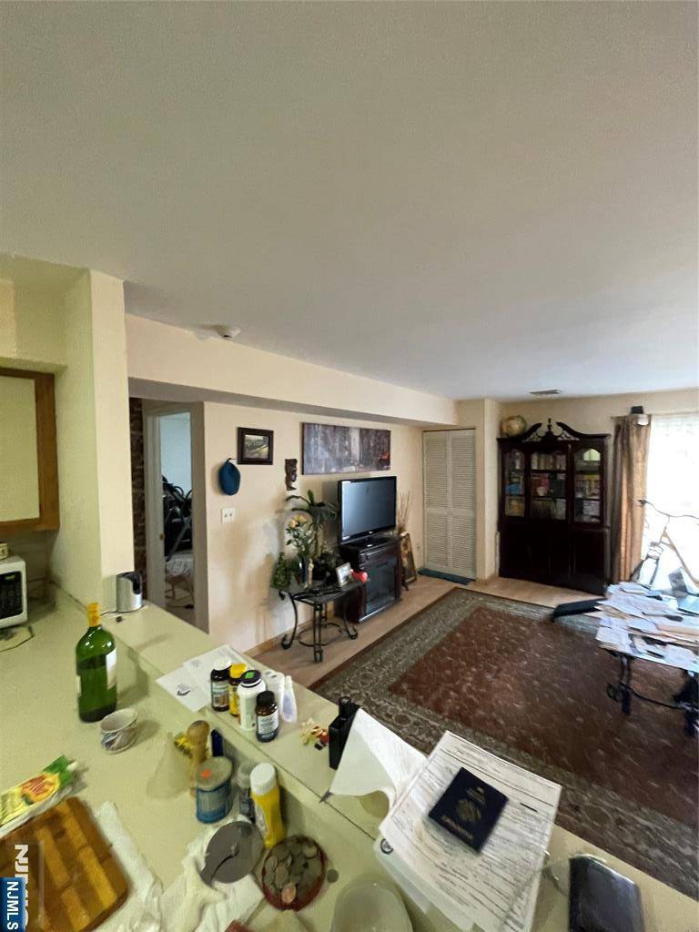 Garfield, NJ 07026,19 Plauderville AVE #206