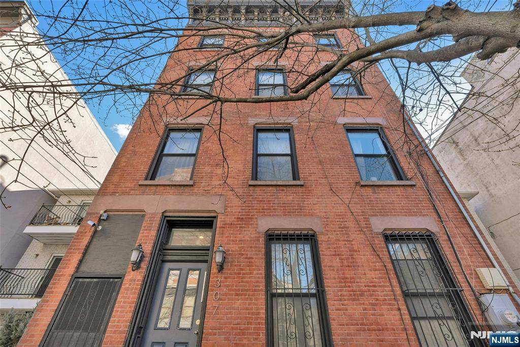 Jersey City, NJ 07302,307 7th ST #2