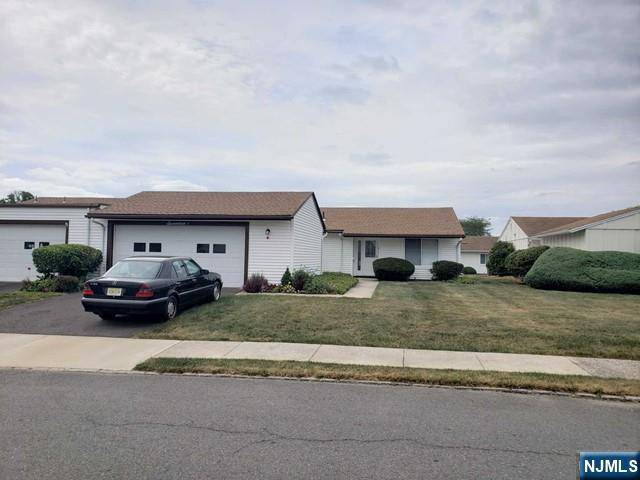 Monroe, NJ 08831,17 Celtis PLZ #B