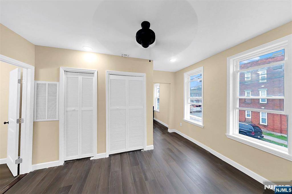 Paterson, NJ 07522,132-134 Belmont AVE #2