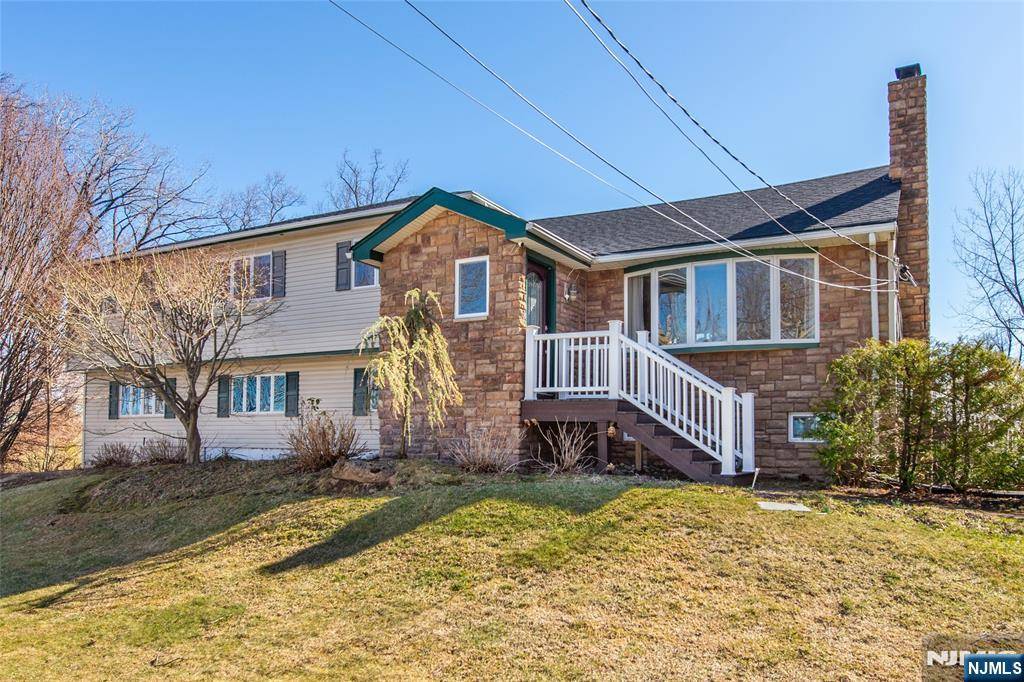 Woodcliff Lake, NJ 07677,74 Wyandemere DR