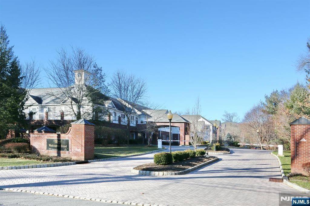 Twp Of Washington, NJ 07676,100 Ridgewood RD #105