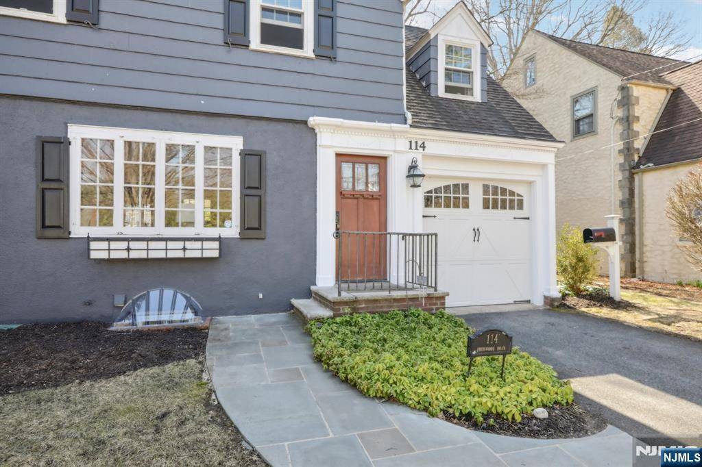 Ridgewood, NJ 07450,114 Sherwood RD
