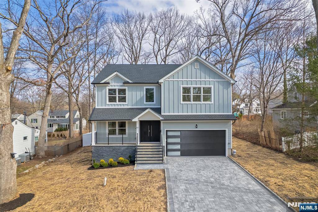Livingston, NJ 07039,80 Irving AVE