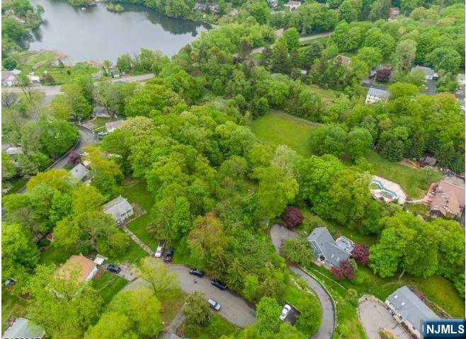 West Milford, NJ 07480,0 Post Brook RD