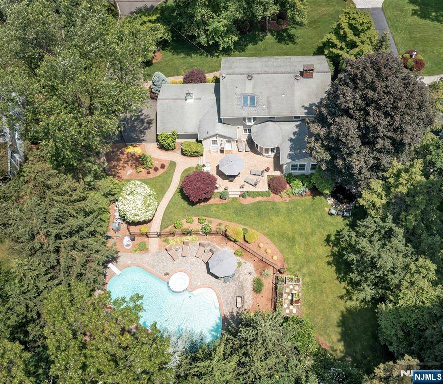 Wyckoff, NJ 07481,418 Carlton RD