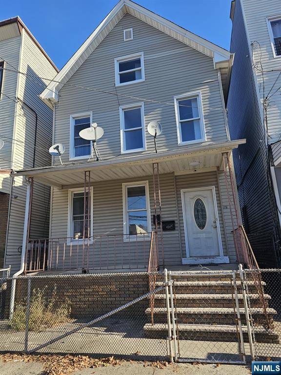Elizabeth, NJ 07206,231 Clark PL