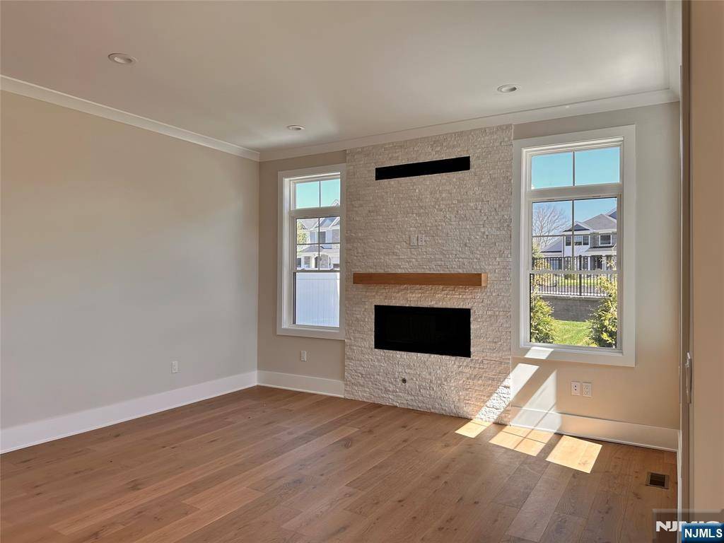 River Vale, NJ 07675,19 Muirfield DR