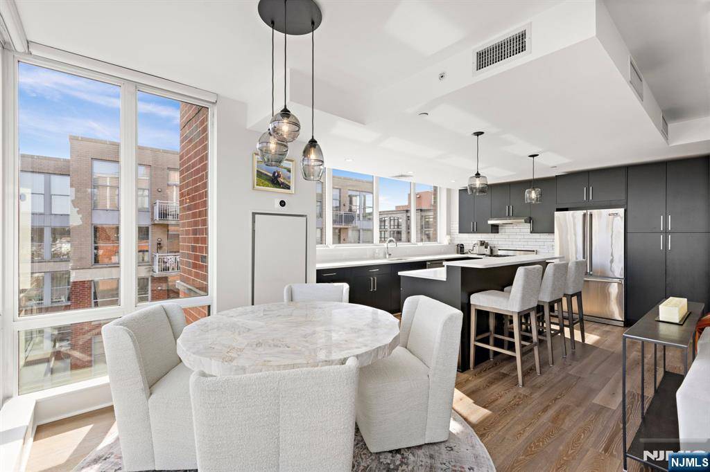 Hoboken, NJ 07030,1100 Maxwell LN #1102