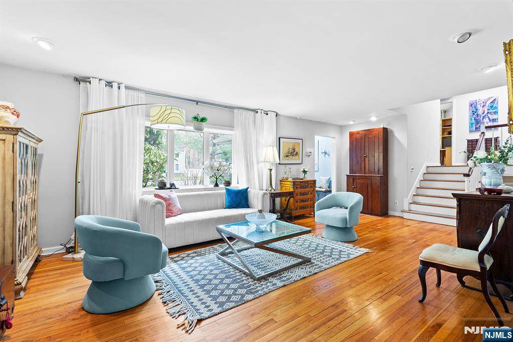 Closter, NJ 07624,123 Demarest AVE