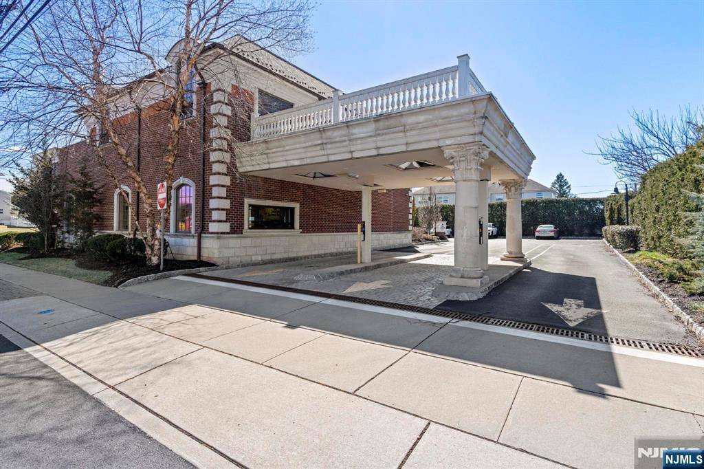 Wood Ridge, NJ 07075,177 Valley BLVD