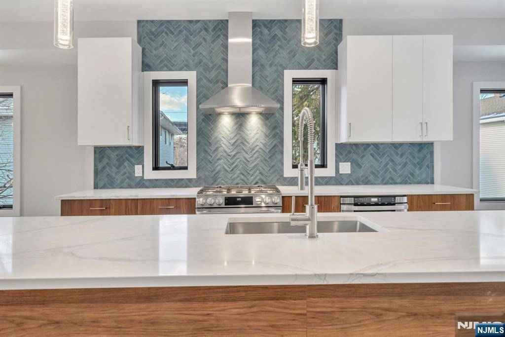 Palisades Park, NJ 07650,107 Sunset PL #A