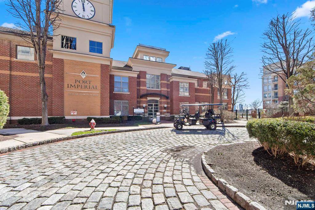 West New York, NJ 07093,26 Ave At Port Imperial #424