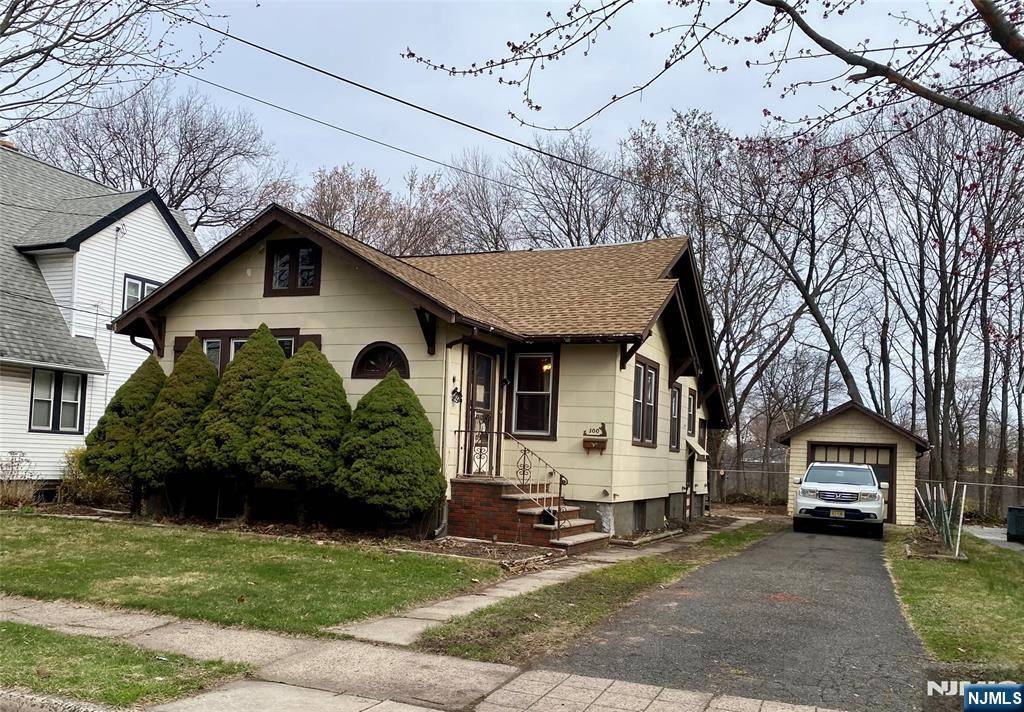 Ridgefield Park, NJ 07660,100 Arthur ST