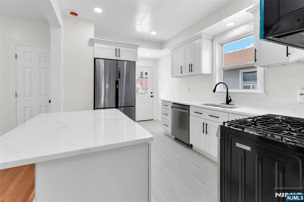Elizabeth, NJ 07202,1126 S Elmora AVE