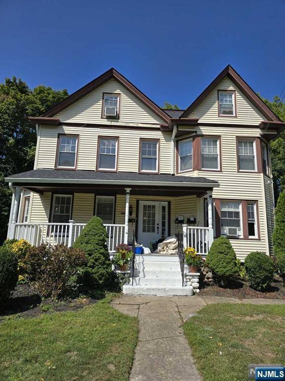 Glen Rock, NJ 07452,542 Doremus AVE #1