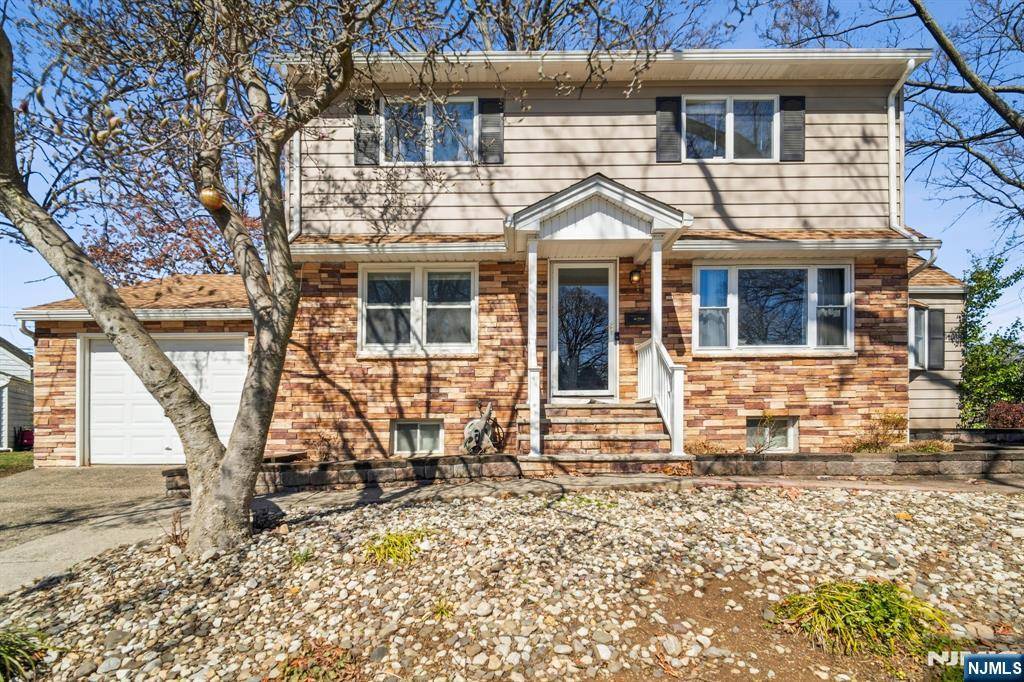 Hawthorne, NJ 07506,29 Raymond PL