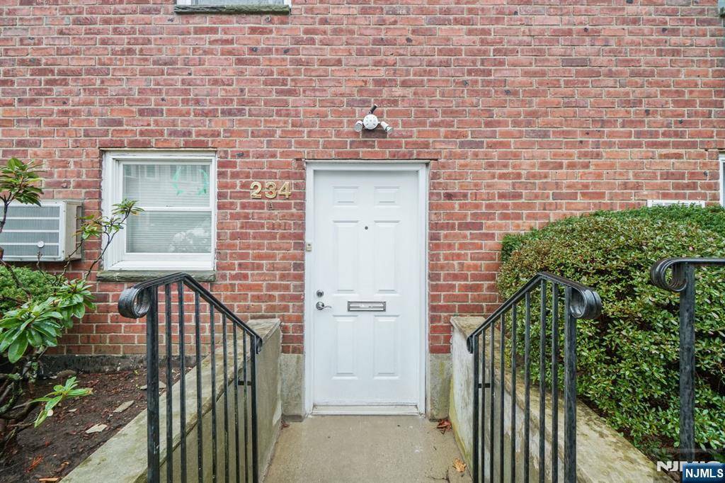 Fort Lee, NJ 07024,234 Columbia AVE #19