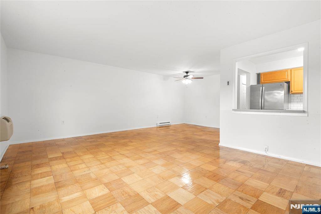 Teaneck, NJ 07666,74 E Maple ST