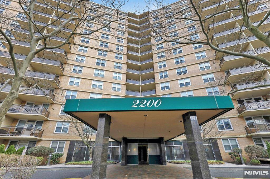 Fort Lee, NJ 07024,2200 N Central RD #1N