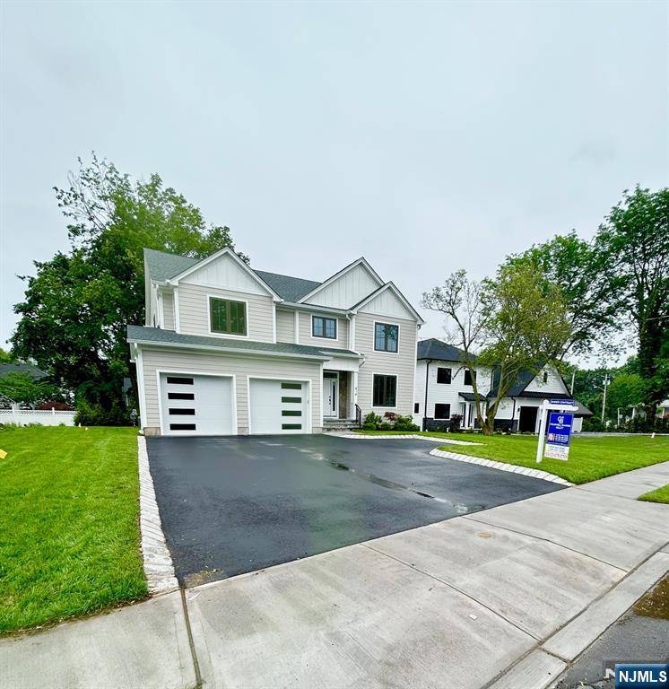 Northvale, NJ 07647,414 Tappan RD