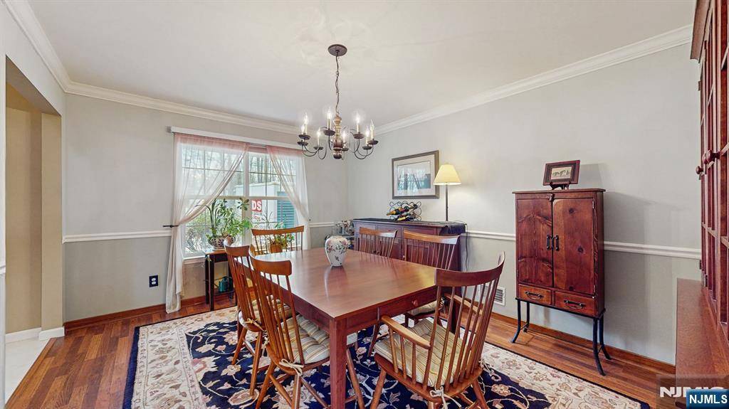 Dover Town, NJ 07801,222 Ann ST