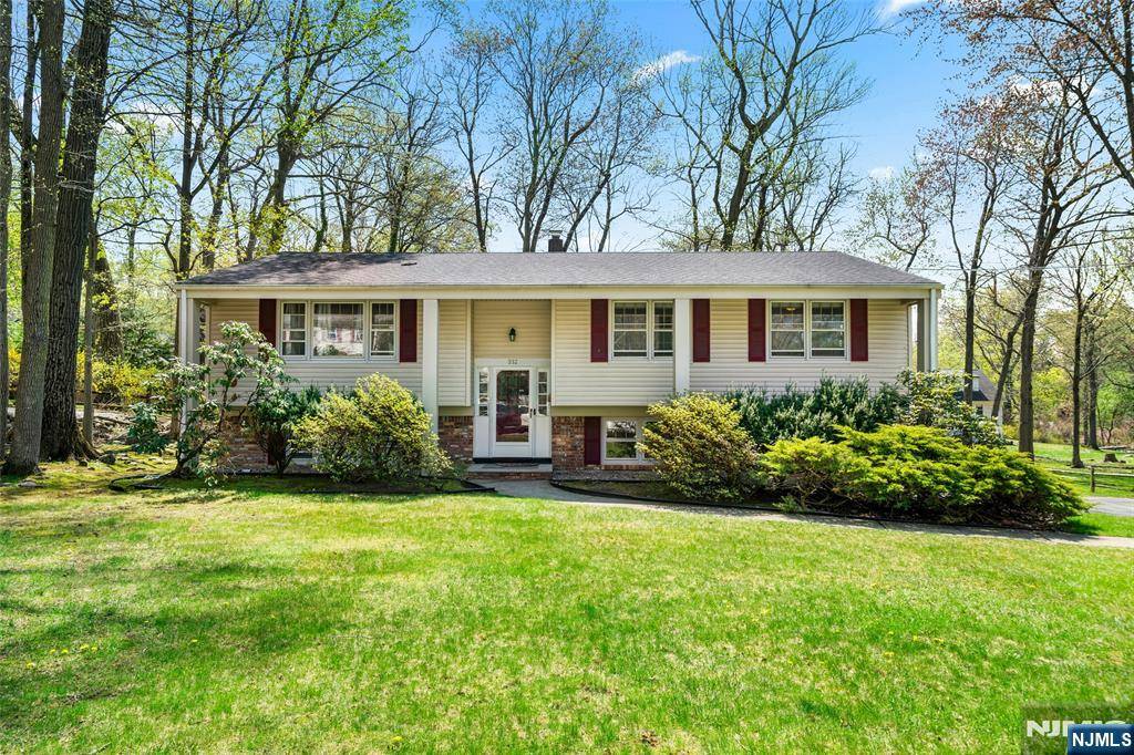 Ridgewood, NJ 07450,332 Jefferson ST