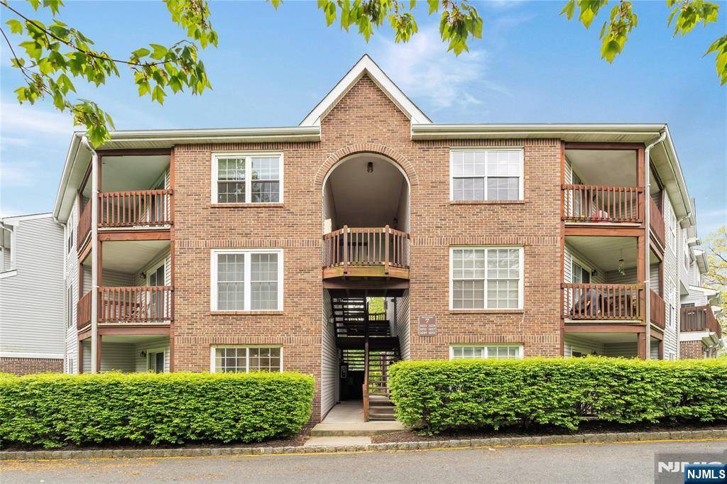 Fort Lee, NJ 07024,1449 Teresa DR #7107