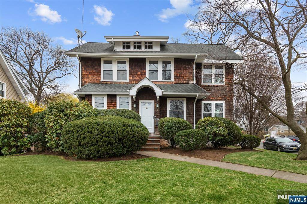 Teaneck, NJ 07666,553 River RD