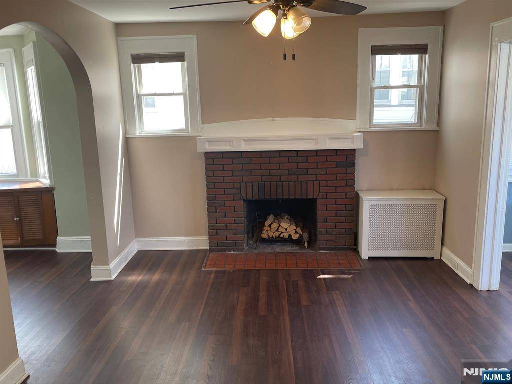 Teaneck, NJ 07666,479 Terhune ST