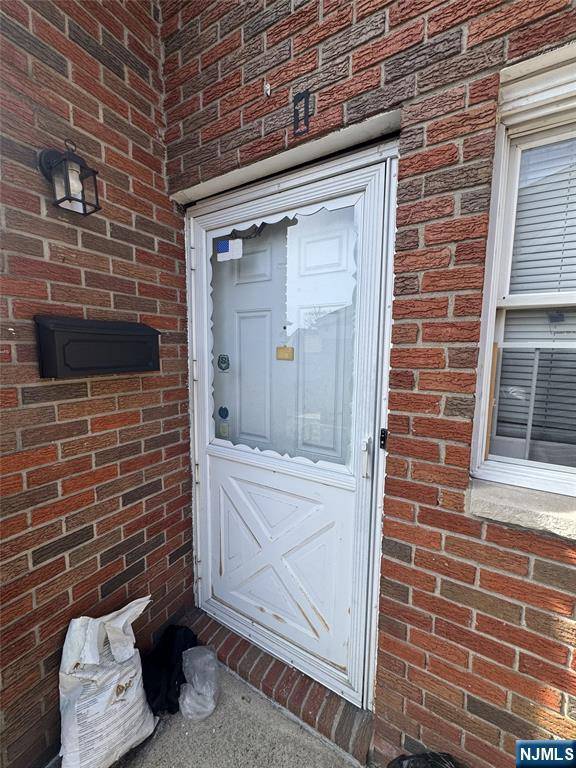 Garfield, NJ 07026,193 Ray ST #1