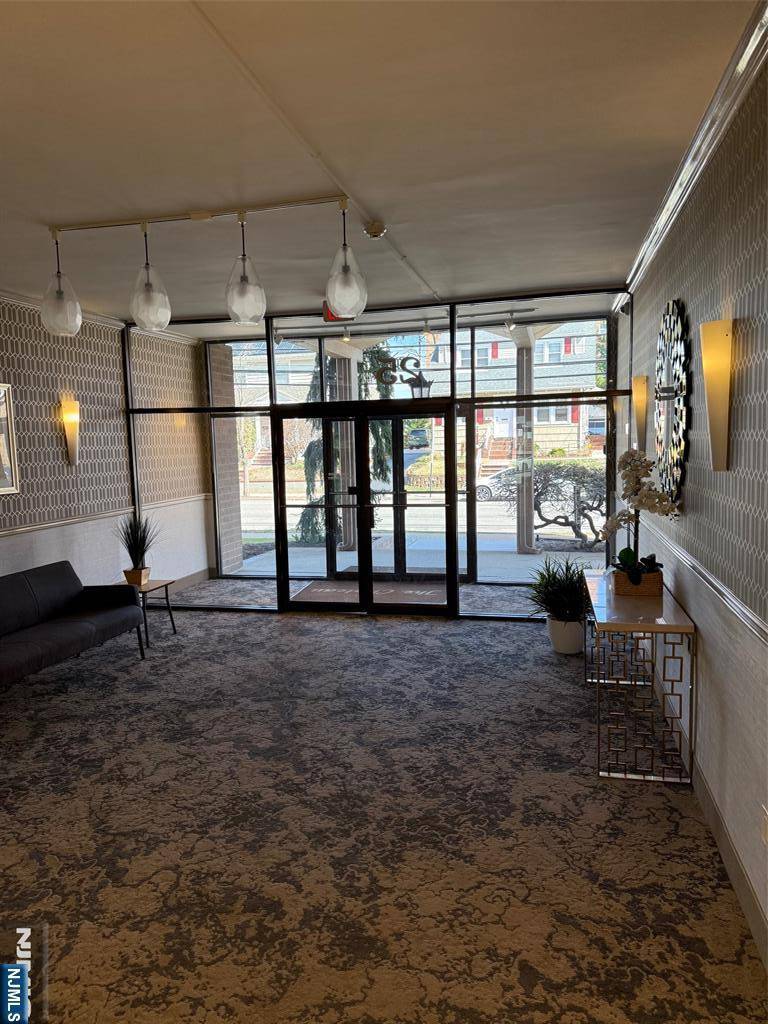 Hackensack, NJ 07601,25 unit 5C Zabriskie ST