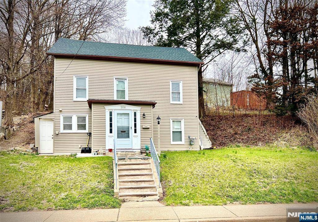 Sussex, NJ 07461,104 Main ST