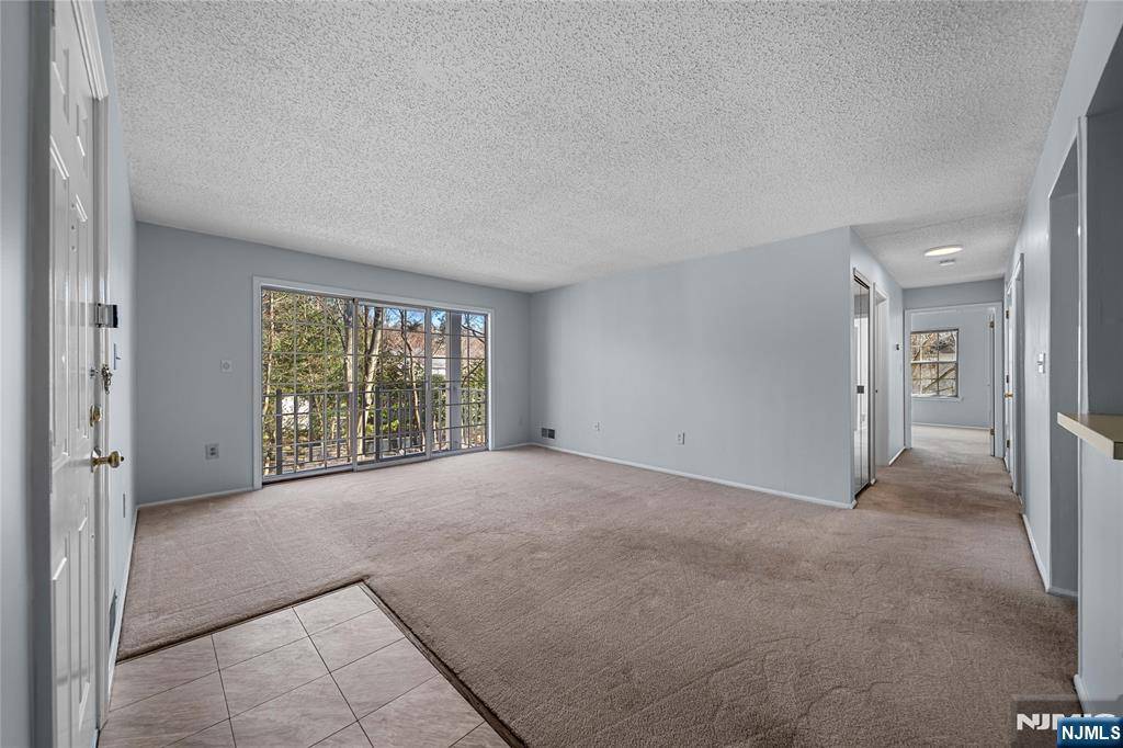 Mahwah, NJ 07430,714 Juniper WAY