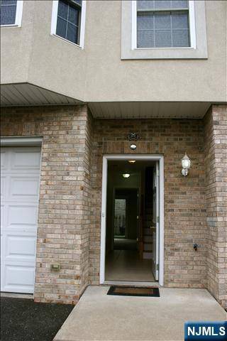 Lodi, NJ 07644,66 TERHUNE AVE #10