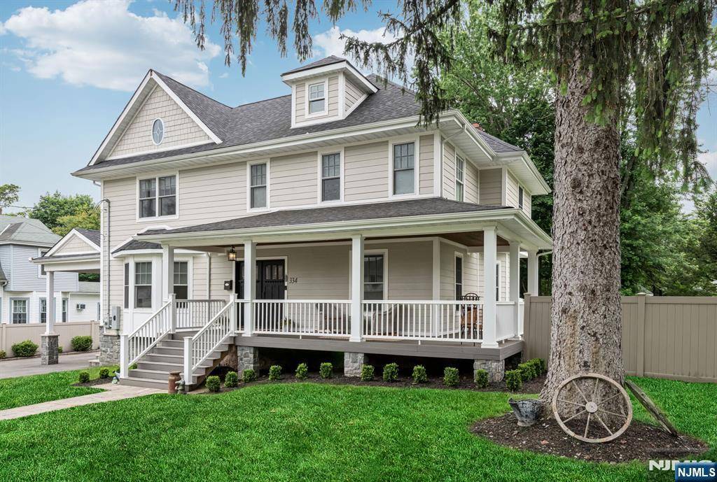 Closter, NJ 07624,334 Durie AVE