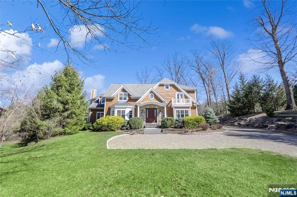 Woodcliff Lake, NJ 07677,111 Van Riper LN