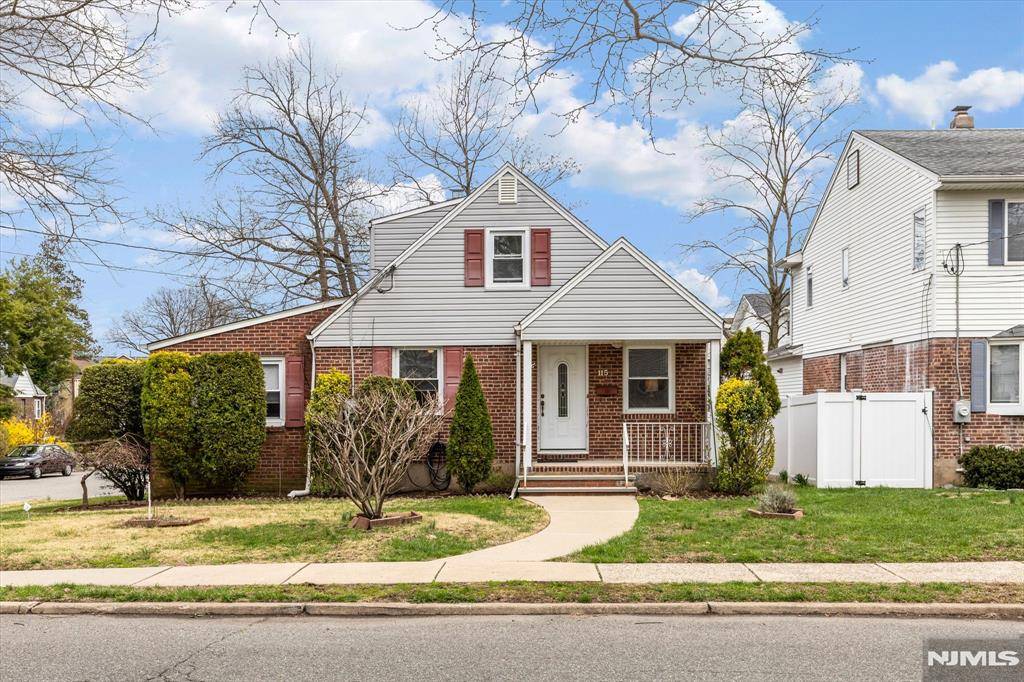 Bergenfield, NJ 07621,115 Sussex RD