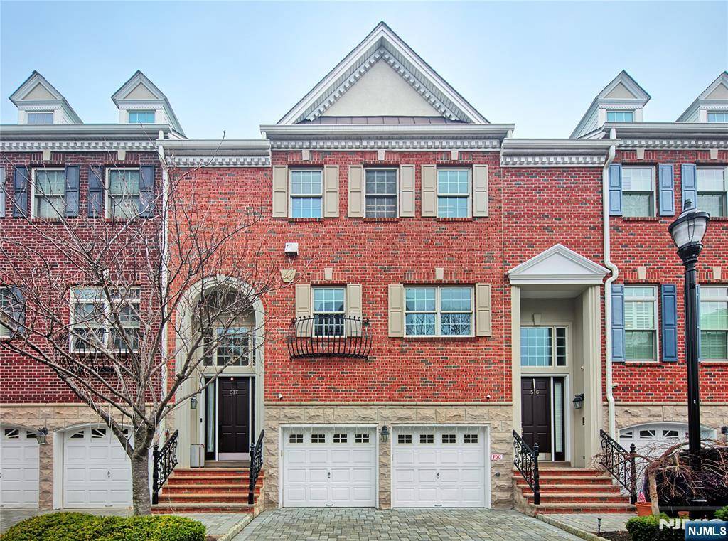 West New York, NJ 07093,517 Harbor PL