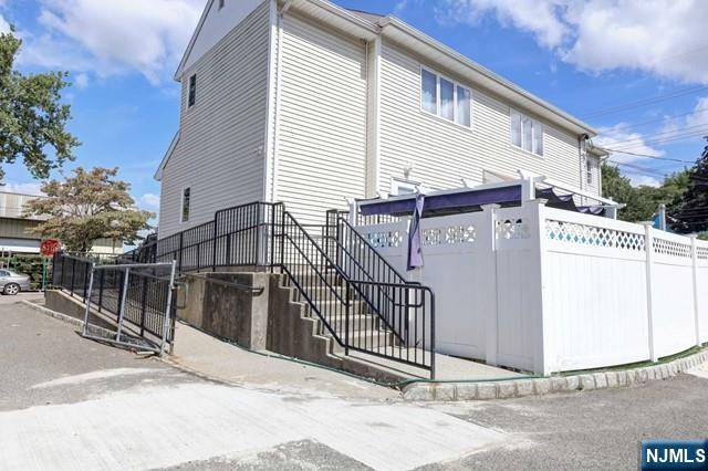 Fair Lawn, NJ 07410,4-24 Saddle River RD
