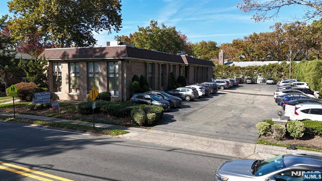 Fair Lawn, NJ 07410,25-15 Fair Lawn AVE