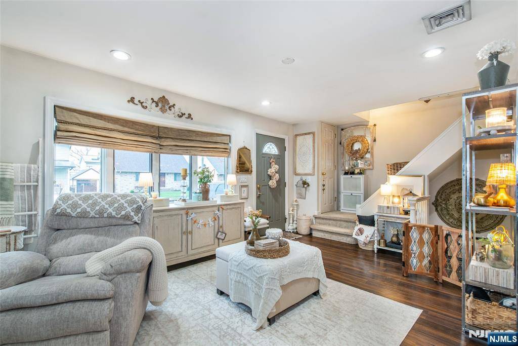 Totowa, NJ 07512,88 Greene AVE