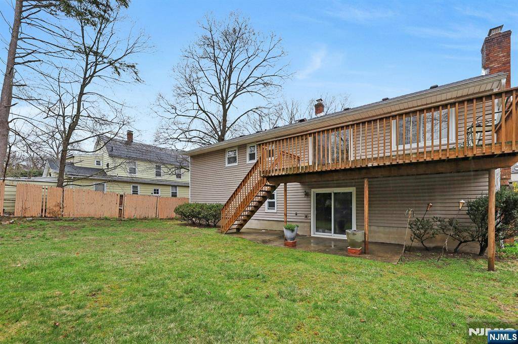 Hillsdale, NJ 07642,11 Trinity PL
