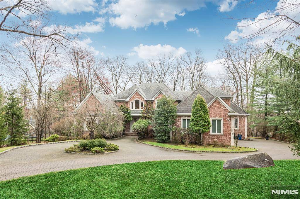 Saddle River, NJ 07458,56 W Wildwood RD