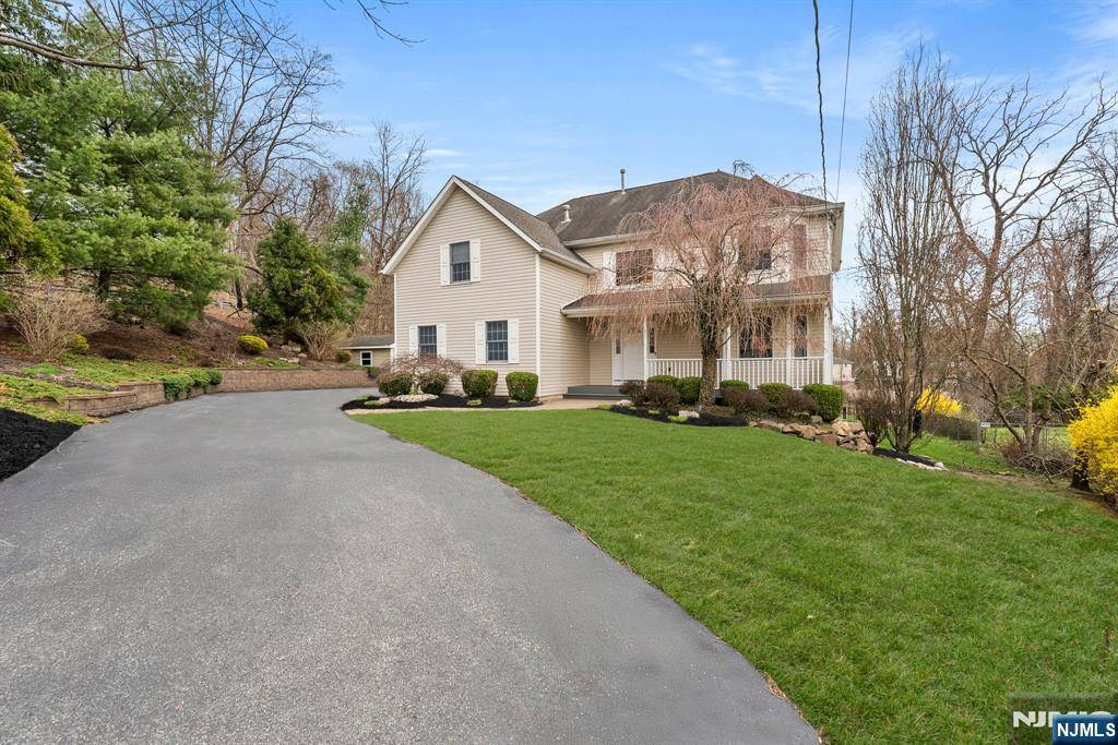 Wayne, NJ 07470,3 Armstrong AVE